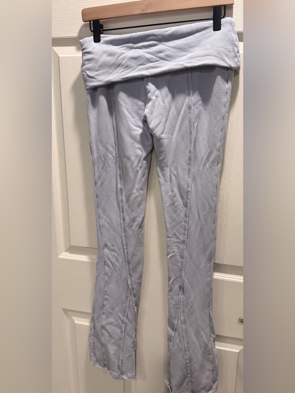 Out From Under Gray Foldover Flare Leggings Pants Size Small - Picture 6 of 9